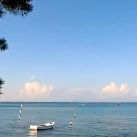 Kamini Apartamento Kávos