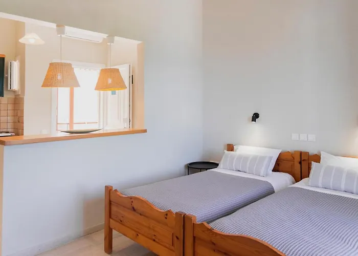 Kamini Apartament Kávos